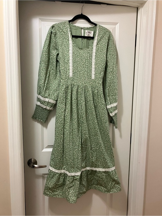 Laura Ashley Dresses & Skirts - Laura Ashley x Joanie Sage Green Floral Lace-Trim Midi Dress